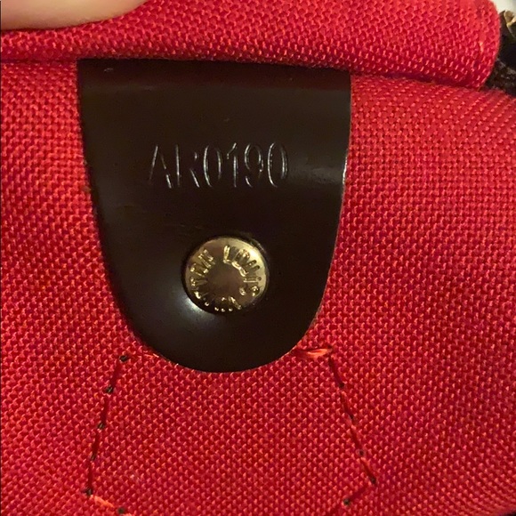 - LOUIS VUITTON/ NO OFFERS! - Picture 7 of 12